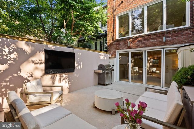 2721 O ST NW, Washington, DC 20007