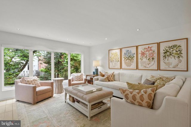 2721 O ST NW, Washington, DC 20007