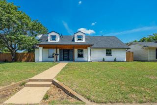 703 E Center Street E, Duncanville, TX 75116