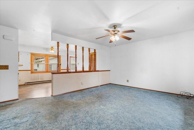 900 Villa Park DRIVE, West Bend, WI 53090