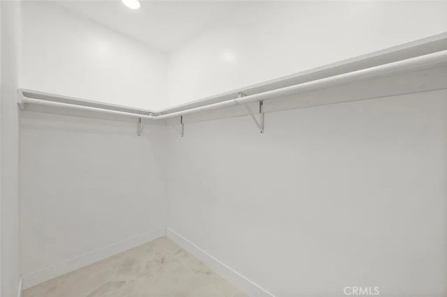 2115 S Redondo, Los Angeles, CA 90016