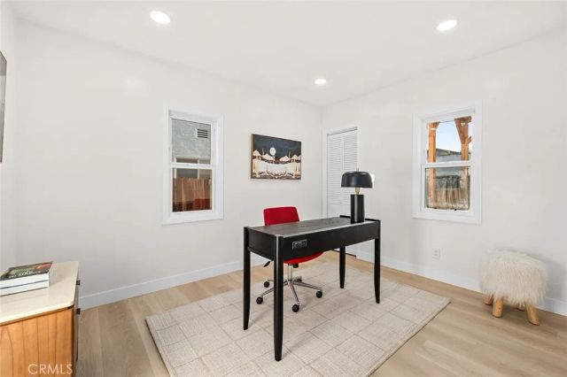 2115 S Redondo, Los Angeles, CA 90016