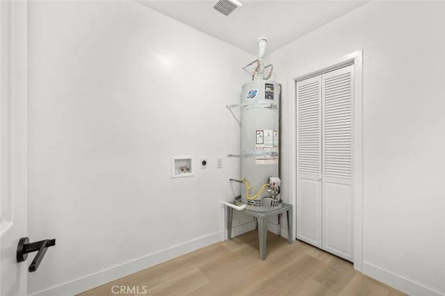 2115 S Redondo, Los Angeles, CA 90016