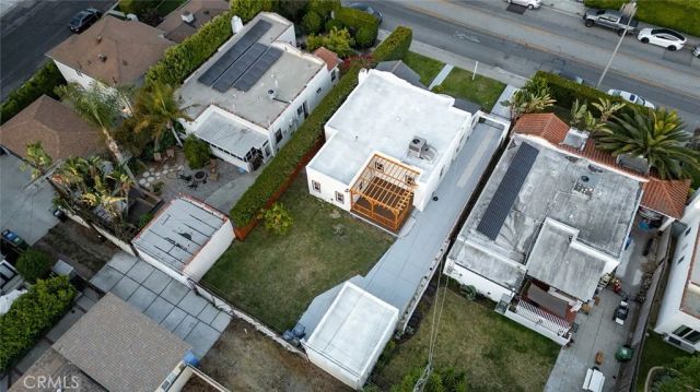 2115 S Redondo, Los Angeles, CA 90016