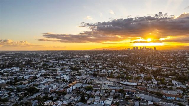 2115 S Redondo, Los Angeles, CA 90016