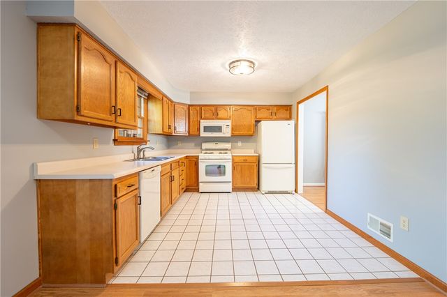 108 Unity Sq, Unity Twp, PA 15601