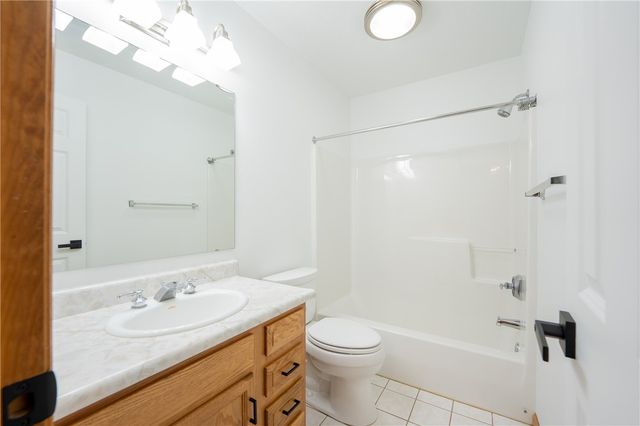 108 Unity Sq, Unity Twp, PA 15601