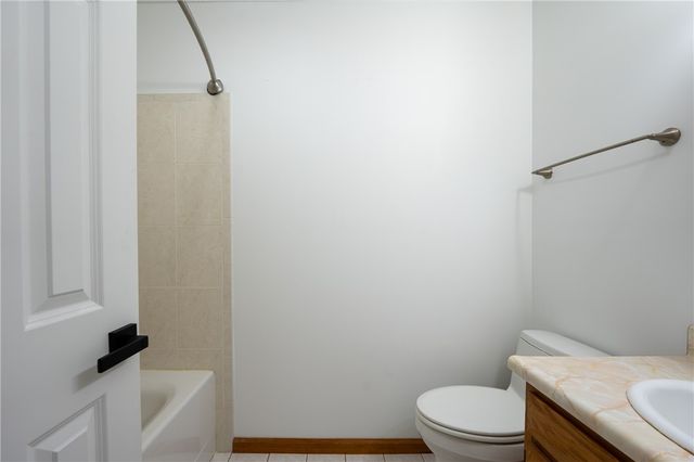 108 Unity Sq, Unity Twp, PA 15601