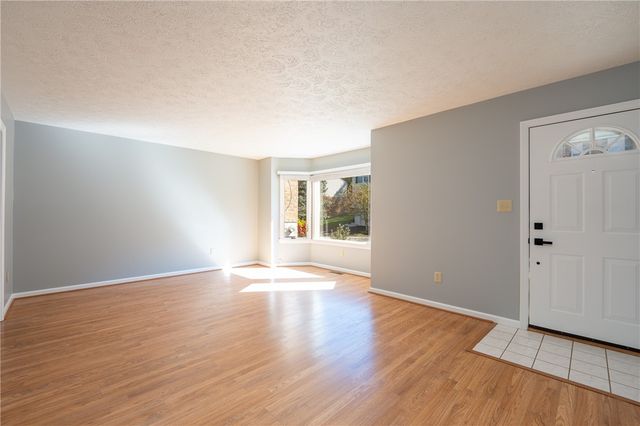 108 Unity Sq, Unity Twp, PA 15601