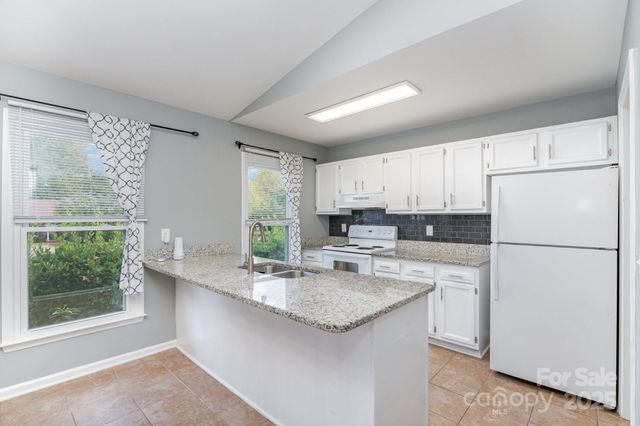 5201 Poplar Springs Drive, Charlotte, NC 28269