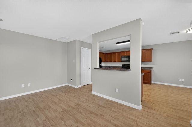 7023 Rosebud Hollow Lane, Richmond, TX 77469