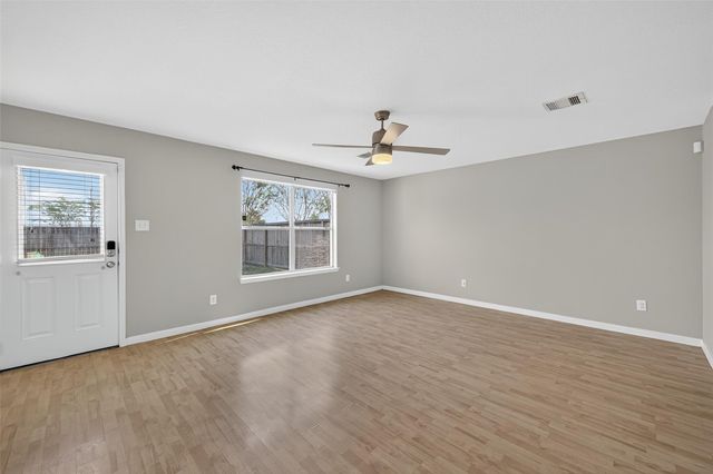 7023 Rosebud Hollow Lane, Richmond, TX 77469