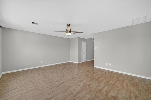 7023 Rosebud Hollow Lane, Richmond, TX 77469