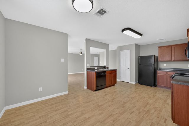 7023 Rosebud Hollow Lane, Richmond, TX 77469