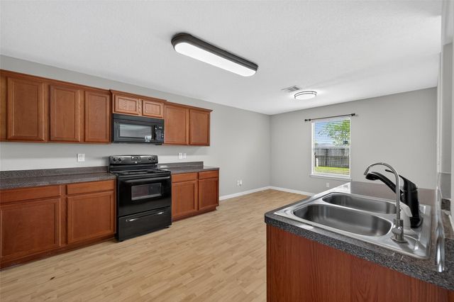 7023 Rosebud Hollow Lane, Richmond, TX 77469