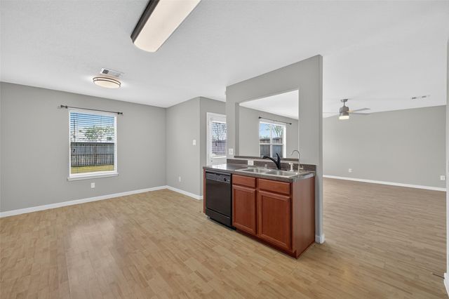 7023 Rosebud Hollow Lane, Richmond, TX 77469