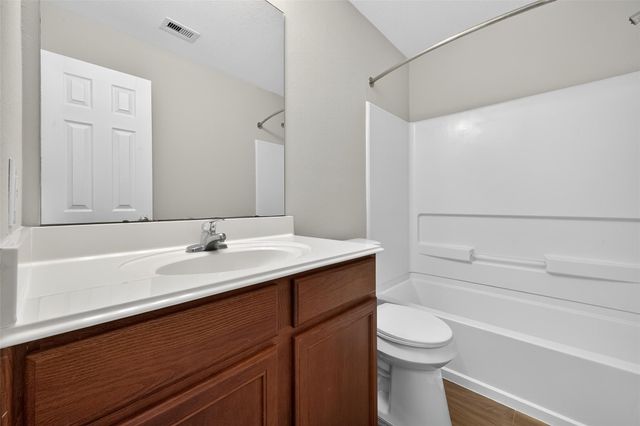 7023 Rosebud Hollow Lane, Richmond, TX 77469