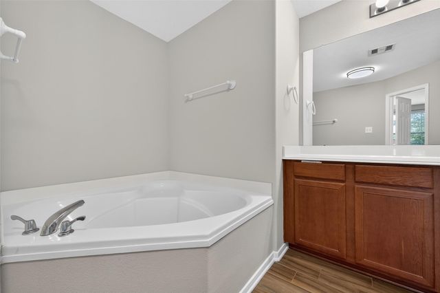 7023 Rosebud Hollow Lane, Richmond, TX 77469