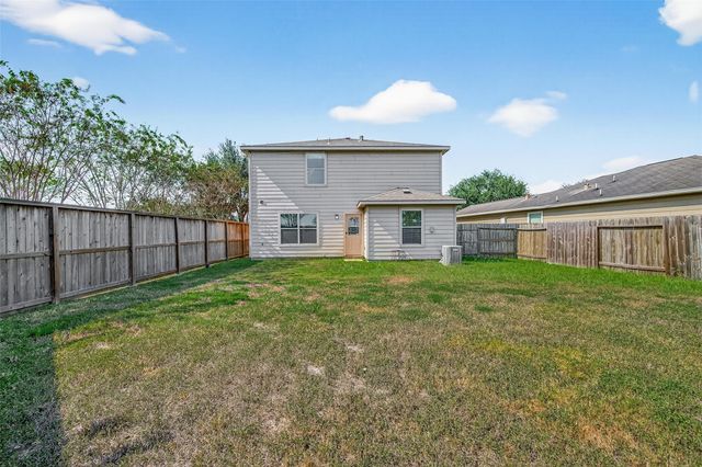 7023 Rosebud Hollow Lane, Richmond, TX 77469
