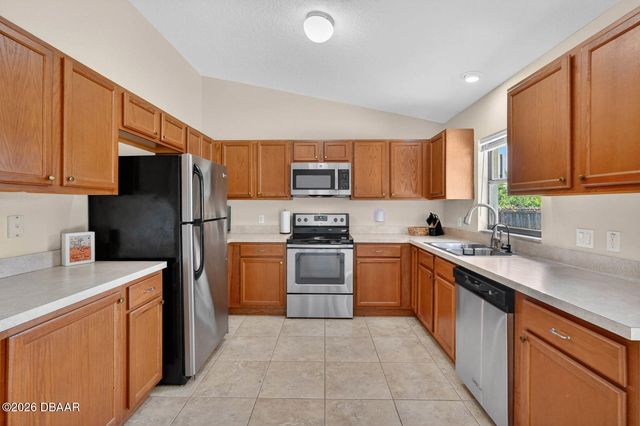 1520 3rd Avenue, Deland, FL 32724