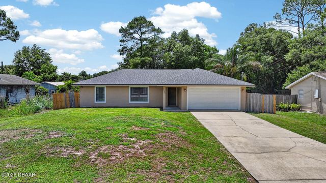 1520 3rd Avenue, Deland, FL 32724