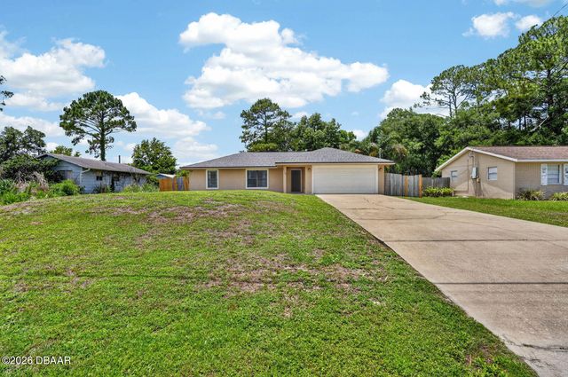 1520 3rd Avenue, Deland, FL 32724