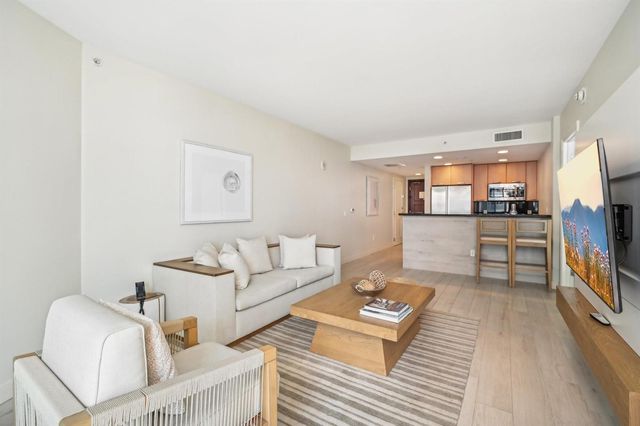 505 N FORT LAUDERDALE BEACH Boulevard 813, Fort Lauderdale, FL 33304