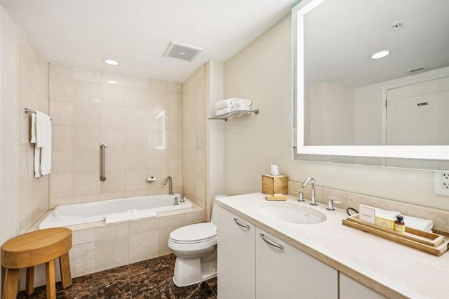 505 N FORT LAUDERDALE BEACH Boulevard 813, Fort Lauderdale, FL 33304