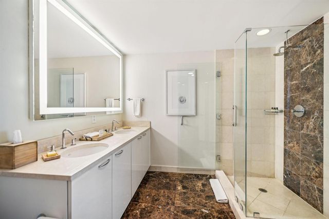505 N FORT LAUDERDALE BEACH Boulevard 813, Fort Lauderdale, FL 33304