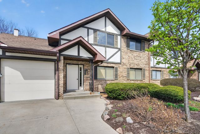 107 Walters Lane 2A, Itasca, IL 60143