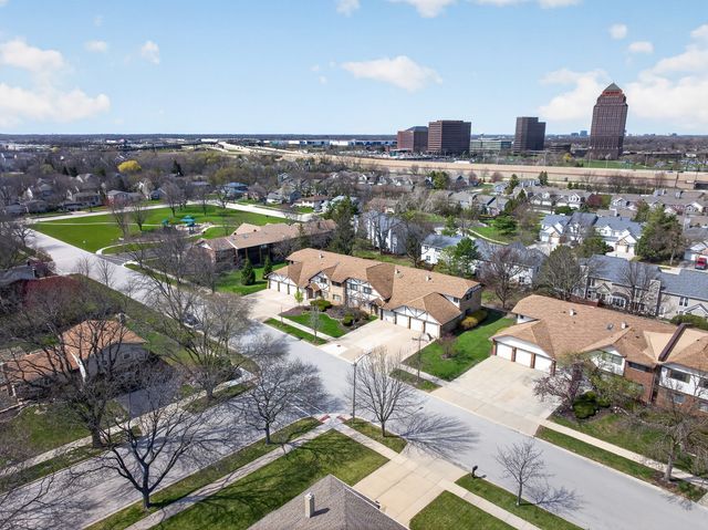 107 Walters Lane 2A, Itasca, IL 60143