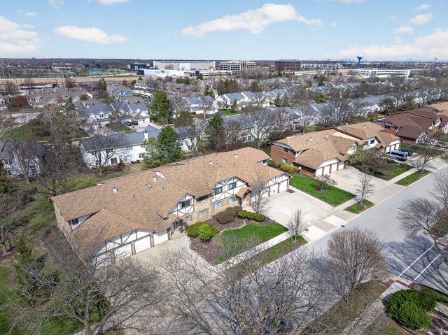 107 Walters Lane 2A, Itasca, IL 60143