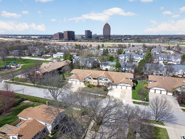 107 Walters Lane 2A, Itasca, IL 60143