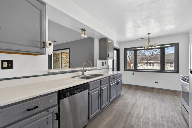 107 Walters Lane 2A, Itasca, IL 60143
