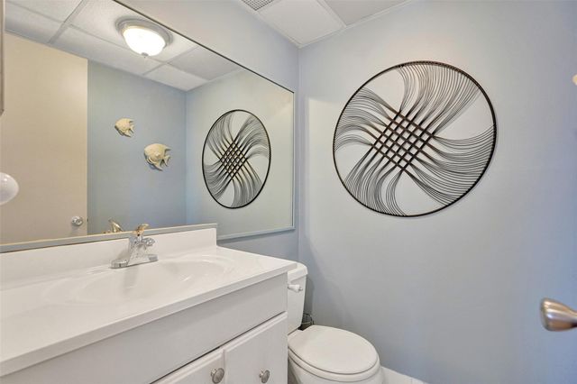 10467 Sunrise Lakes Blvd 210, Sunrise, FL 33322