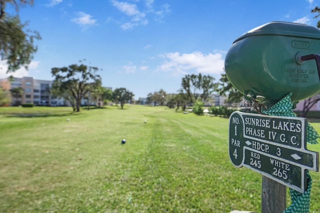 10467 Sunrise Lakes Blvd 210, Sunrise, FL 33322