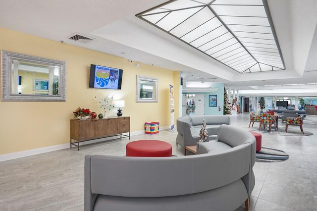 10467 Sunrise Lakes Blvd 210, Sunrise, FL 33322