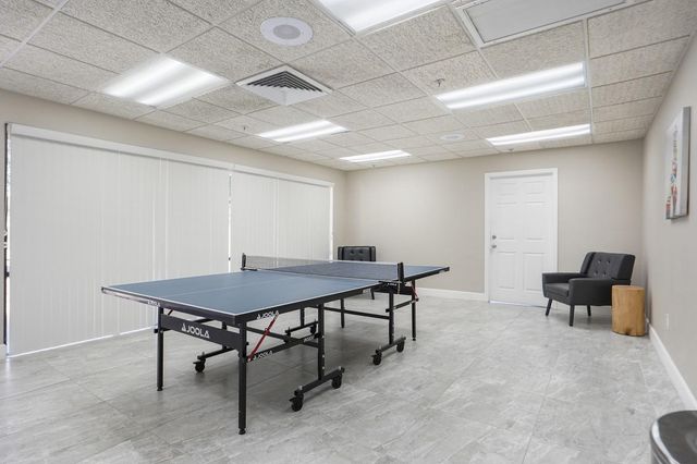 10467 Sunrise Lakes Blvd 210, Sunrise, FL 33322