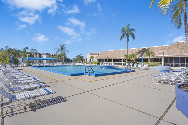 10467 Sunrise Lakes Blvd 210, Sunrise, FL 33322