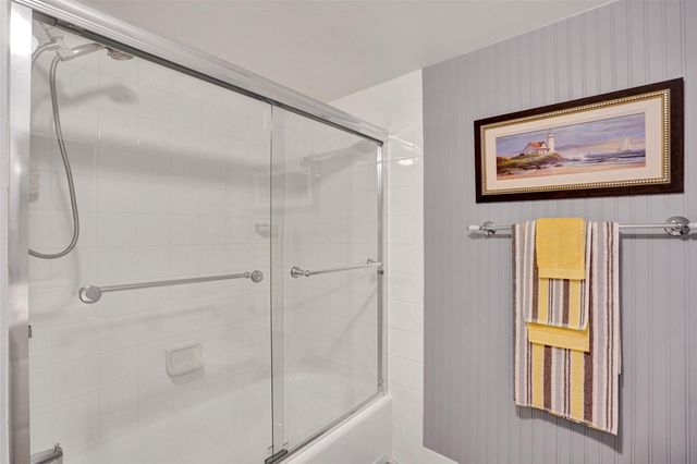 10467 Sunrise Lakes Blvd 210, Sunrise, FL 33322