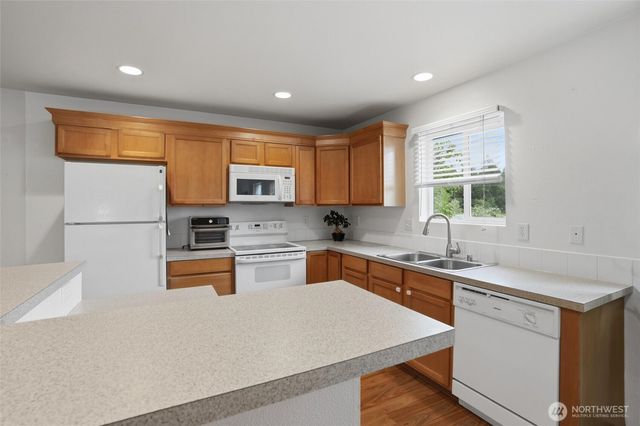 3984 Thimbleberry Place SE, Port Orchard, WA 98366