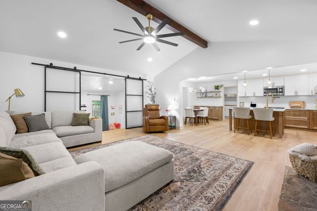40 Round Lake Road, Griffin, GA 30224