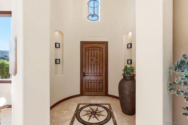 19491 Deerhorn Valley, Jamul, CA 91935