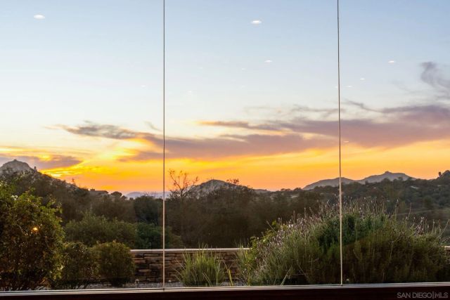 19491 Deerhorn Valley, Jamul, CA 91935