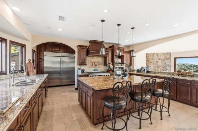 19491 Deerhorn Valley, Jamul, CA 91935