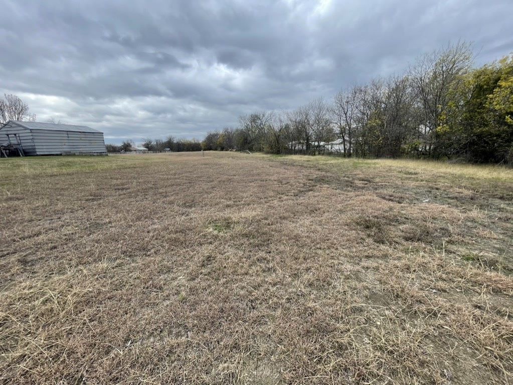 198 Bishop Street, Alvarado, TX 76009