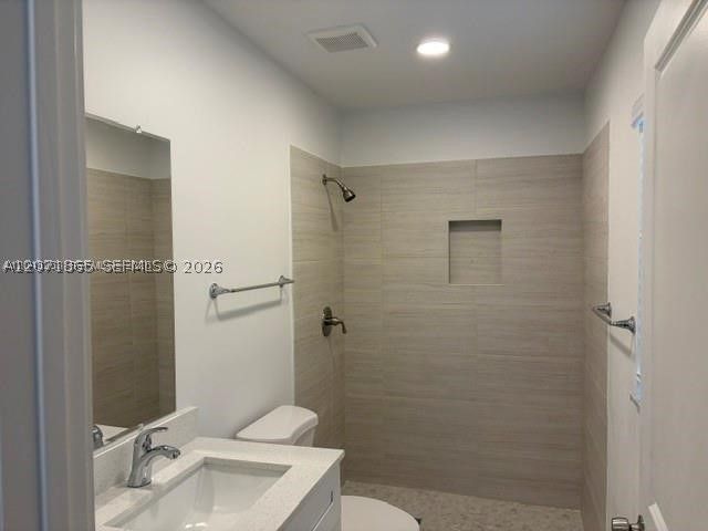 206 NE 1st Ct 1 North, Dania Beach, FL 33004