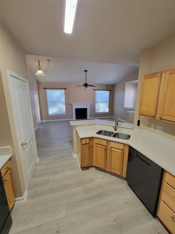 17962 VILLA CREEK DRIVE 17962, Tampa, FL 33647