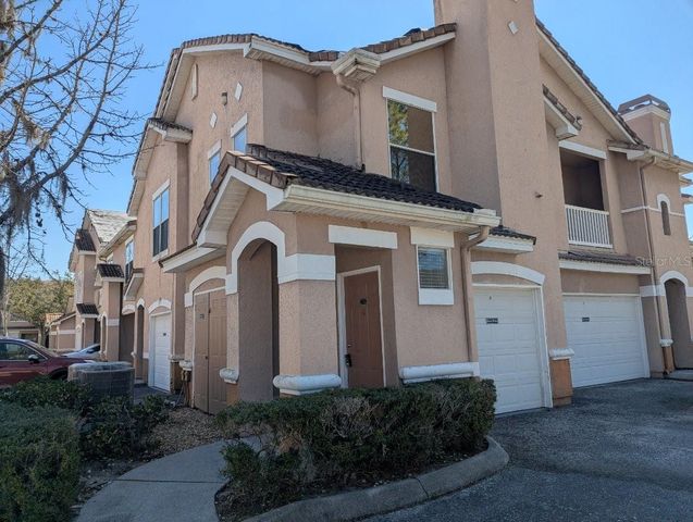 17962 VILLA CREEK DRIVE 17962, Tampa, FL 33647