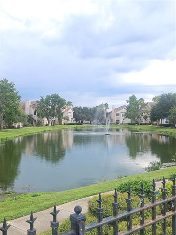 17962 VILLA CREEK DRIVE 17962, Tampa, FL 33647